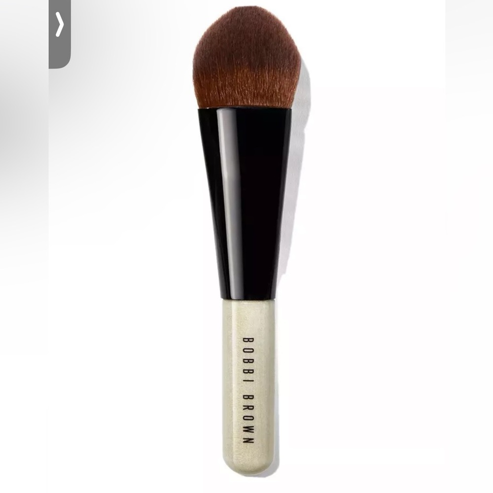 Bobbi Brown Precise Buffing Makeup Brush sealed